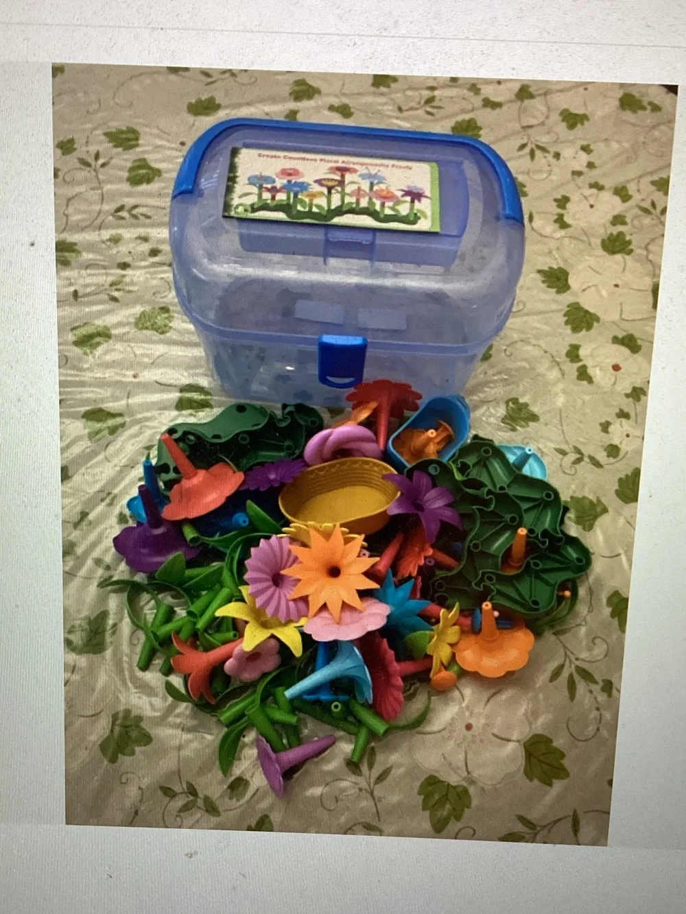 Colorful 120 pcs.  Flower Building Toy Set with Storage Case